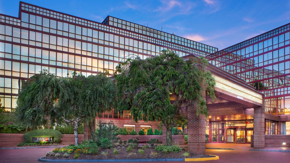 DoubleTree by Hilton New York LaGuardia Airport