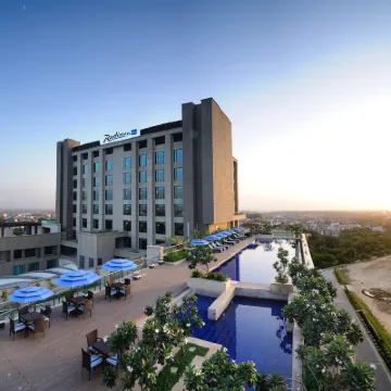 Radisson Hotel New Delhi Paschim Vihar Hotels near Pashim Vihar