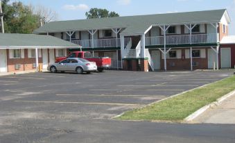 Guest House Motel Chanute