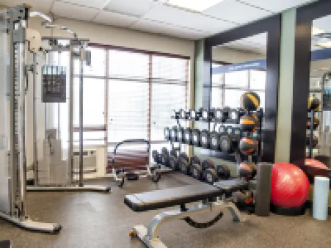 ฮอลิเดย์ อินน์ เอ็กซ์เพรส แอนด์ สวีทส์ คิทเชนเนอร์ เซาท์อีสต์ บาย IHG โรงแรมในคิตเชเนอร์