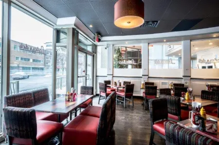 Hotel Chrome Montreal Centre-Ville Отели рядом с достопримечательностью «Парк Жан-Драпо»