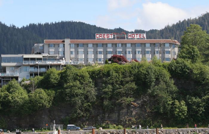 Crest Hotel