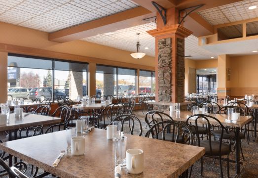 로이드민스터 공항 근처 숙소의 장점