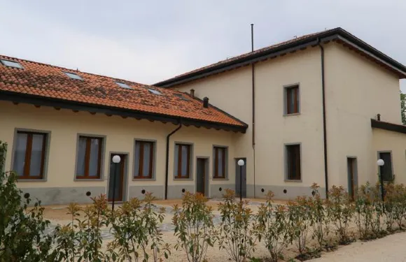 卡西納德拉豐塔納農家樂