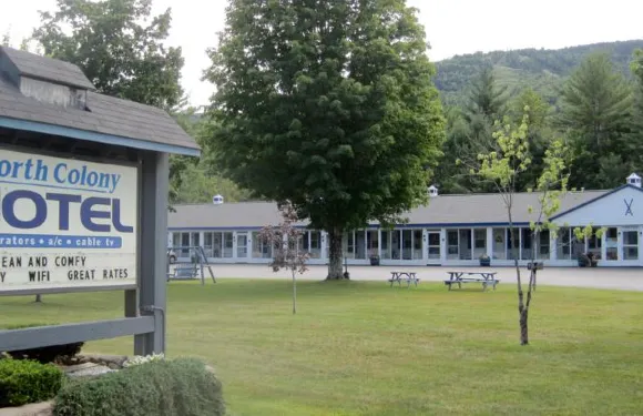 北美汽車旅館和小屋