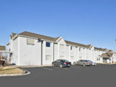 Americas Best Value Inn and Suites Ada Hotels in Ada