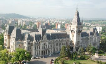 Hotel Moldova - Housity