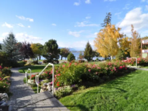 Lakeside Lodge and Suites Hotels in Chelan