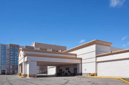 Red Lion Hotel & Conference Center Cheyenne