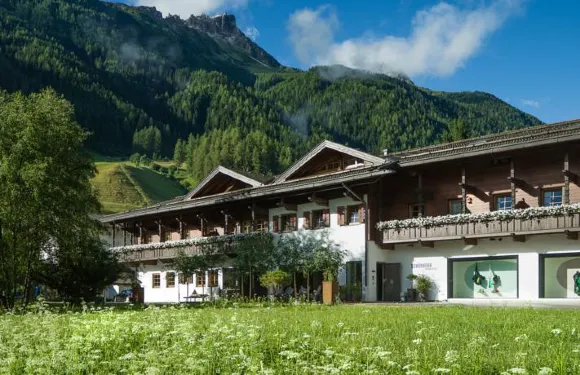 聖荷爾豪斯酒店