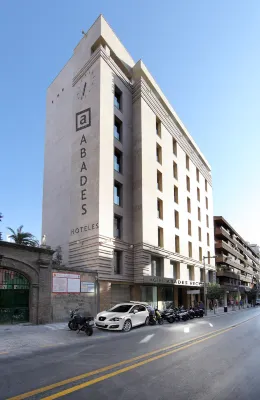 ホテル アバデス レコギダス