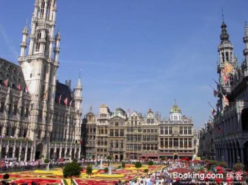 hotel overview picture