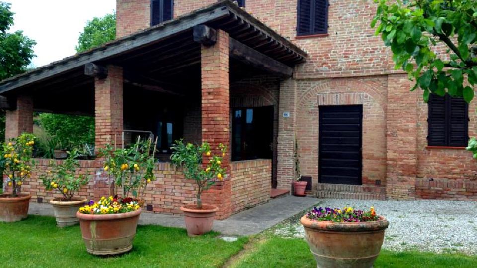 Lovely Tuscan Country House