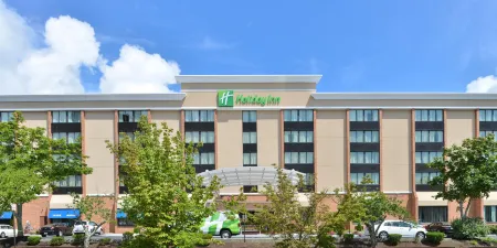 Holiday Inn New London - Mystic Area Отели рядом с достопримечательностью «Коннектикут-колледж»