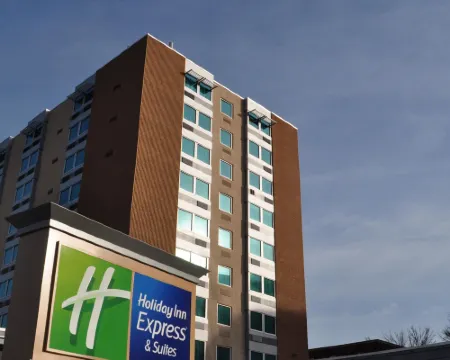 Holiday Inn Express & Suites PITTSBURGH WEST - GREEN TREE by IHG Hotels in Pittsburgh