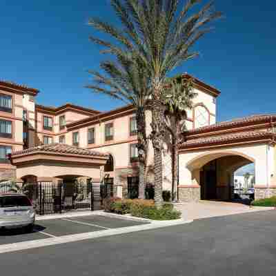Holiday Inn Express & Suites Ontario Airport Hotel Exterior