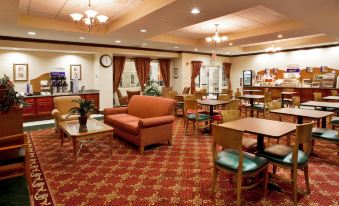 Holiday Inn Express & Suites Spring Hill