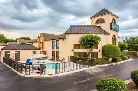 Quality Inn at the Park Отели в г. York County