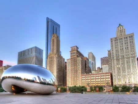 The Midland Hotel, Chicago, a Tribute Portfolio Hotel Отели рядом с достопримечательностью «Лури Гарден»