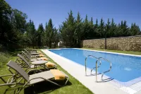 Parador de Puebla de Sanabria - С бассейном