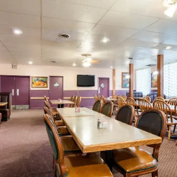 Colby Inn and Suites