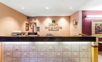 Spark by Hilton Lakewood Denver Southwest