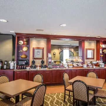 Comfort Inn & Suites