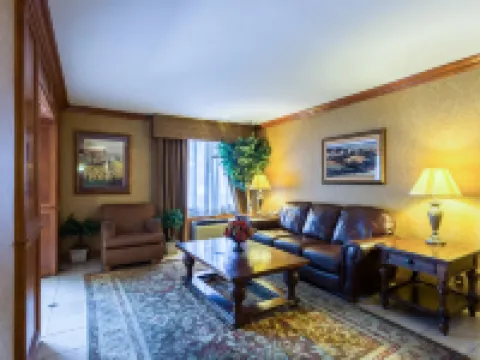 圖珀洛6 號開放式公寓套房酒店-密西西比州 - 北 圖珀洛酒店