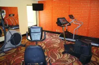 La Quinta Inn by Wyndham Davenport & Conference Center - Gym