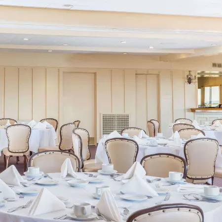 The Pierpont Inn