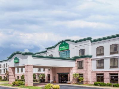 La Quinta Inn & Suites by Wyndham Columbus North