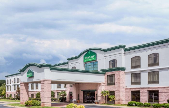 La Quinta Inn & Suites by Wyndham Columbus North
