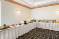 Ramada Plaza by Wyndham Niagara Falls - breakfast