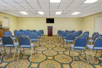 Hotel South Tampa & Suites