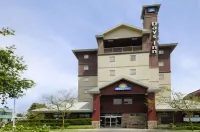 Days Inn by Wyndham Vancouver Airport Hotels in Vancouver