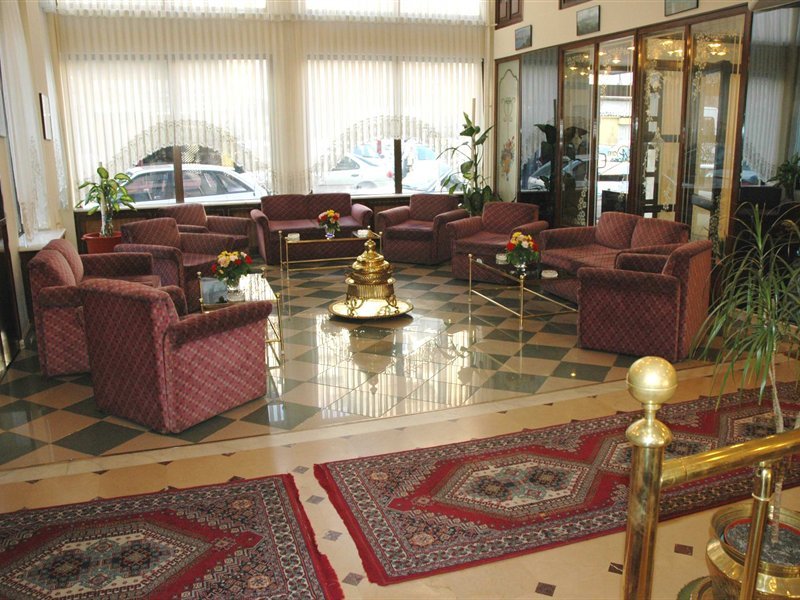 Avlonya Hotel