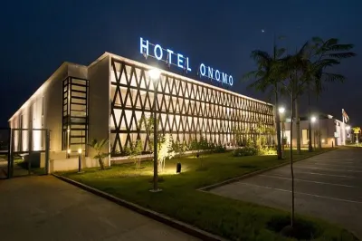 Hotel Onomo Abidjan Airport 飯店 Fondation Donwahi附近的飯店