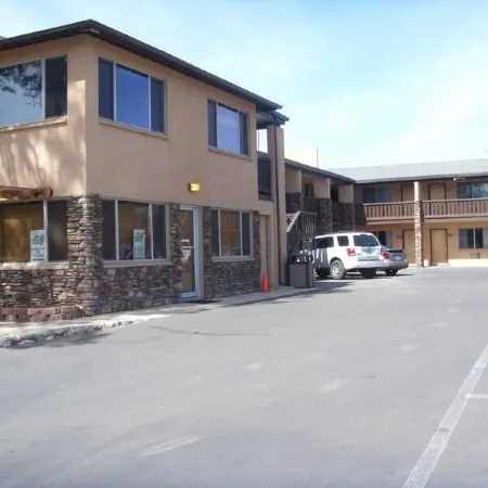 Red Feather Lodge