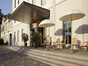 B2 Boutique Hotel + Spa