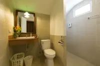 Bayview Resort Phi Phi Island - Beach Front Resort Hotels in Phi Phi Islands