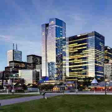 Delta Hotels by Marriott Toronto Hotel Exterior