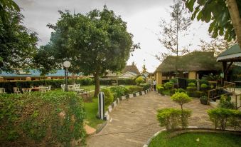 Mukono Resort Hotel - Housity