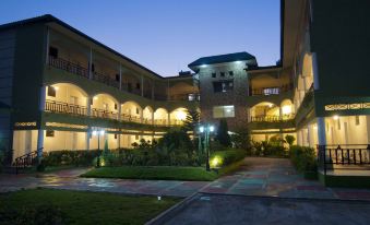 Kemael Hotel - Housity