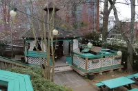 Hotel Chester فنادق في Oktibbeha County