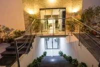 Royal Inn Hotel Hotels in Карачі
