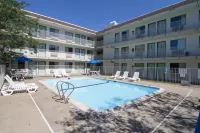 Motel 6 Roseville, MN - Minneapolis North Hotels in Roseville
