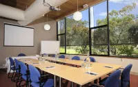 Eden Oak Geelong Hotels in East Geelong