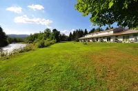 Sun & Ski Inn and Suites Hôtels à : Stowe
