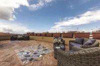 Palazzo Sassi Hotels in Meta