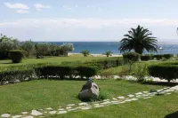 Alkinoos Beach Hotel